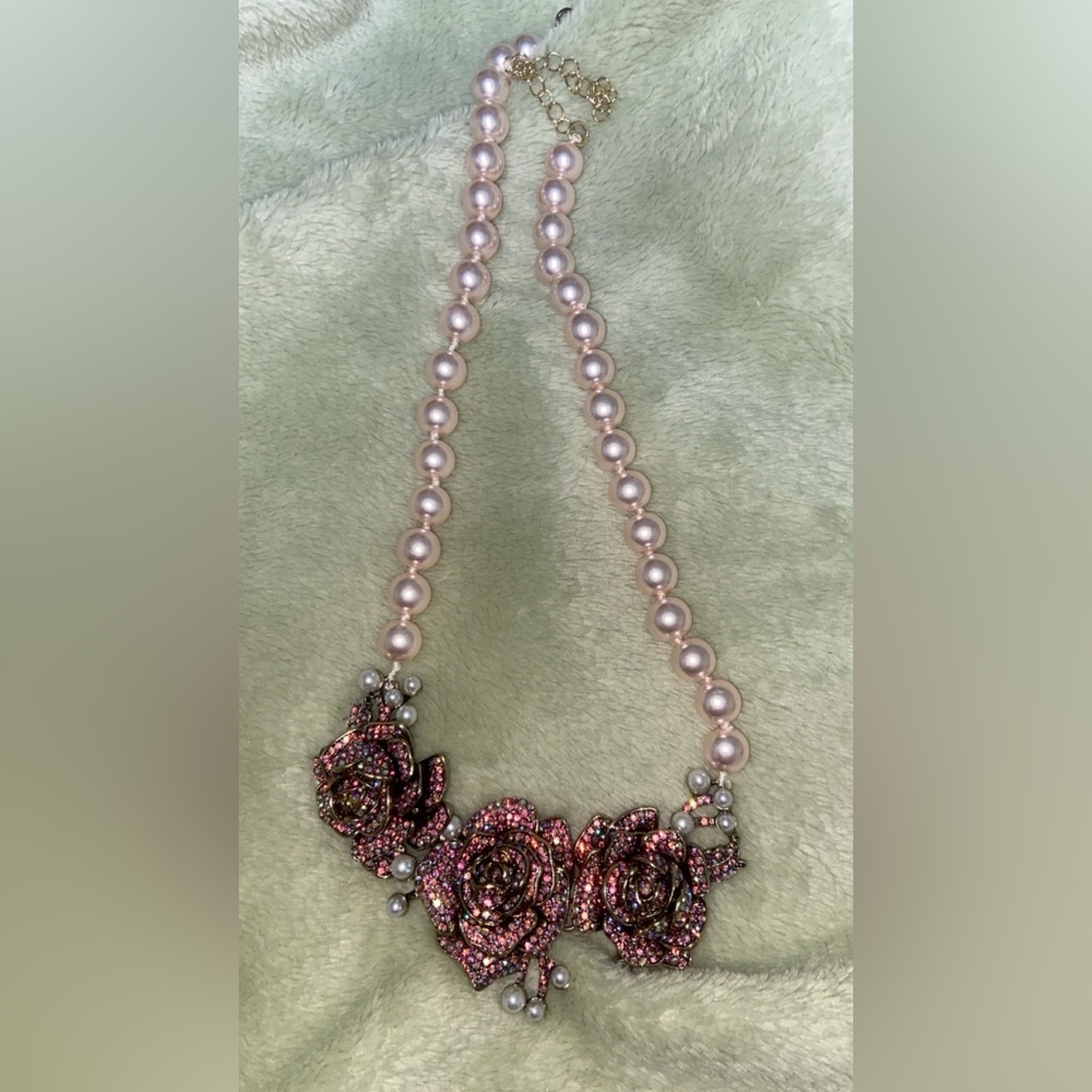 Elegant Pink Pearl Necklace